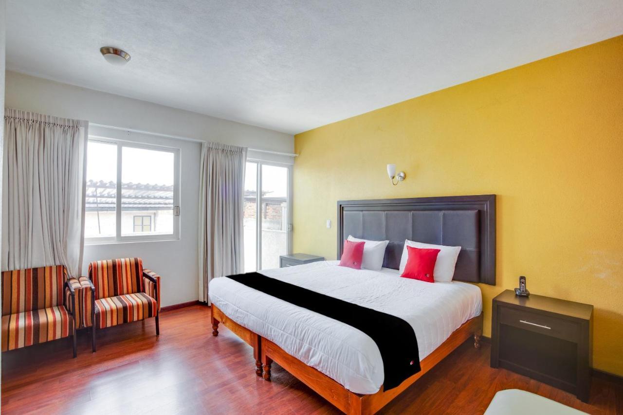 Hotel Пацкуаро Екстер'єр фото
