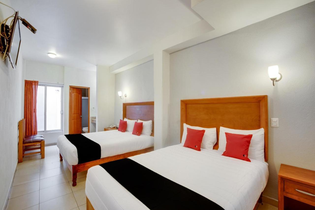 Hotel Пацкуаро Екстер'єр фото