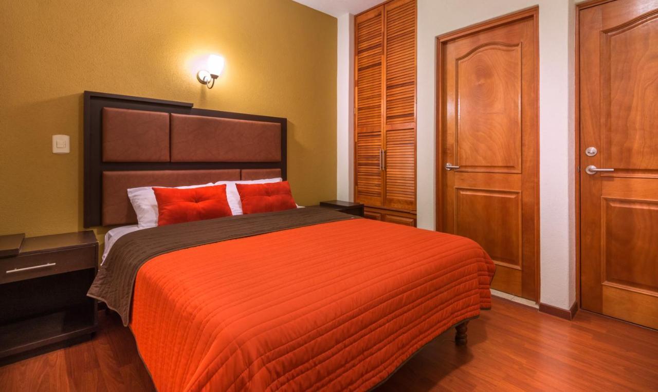 Hotel Пацкуаро Екстер'єр фото